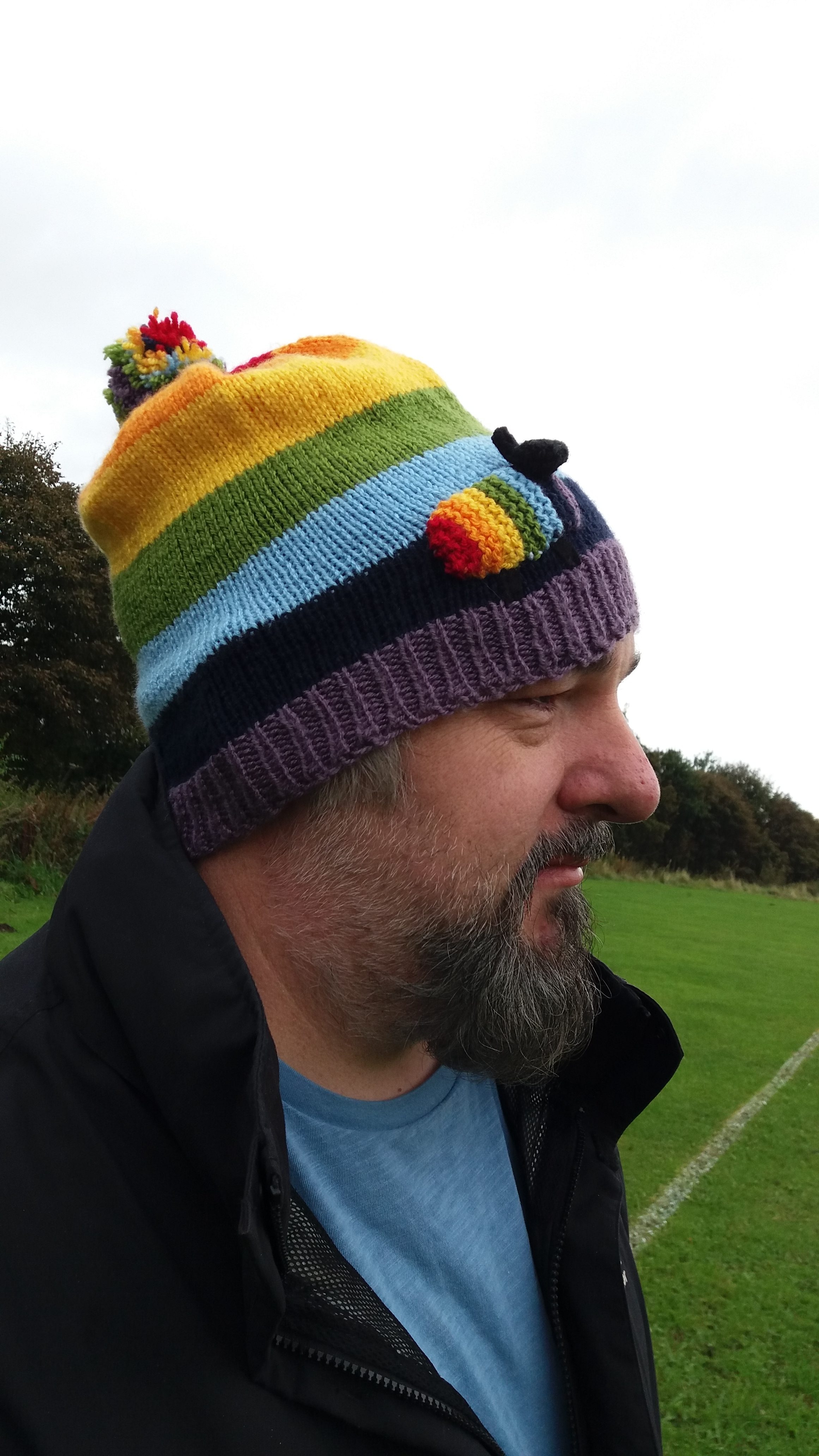 tommy bobble hat